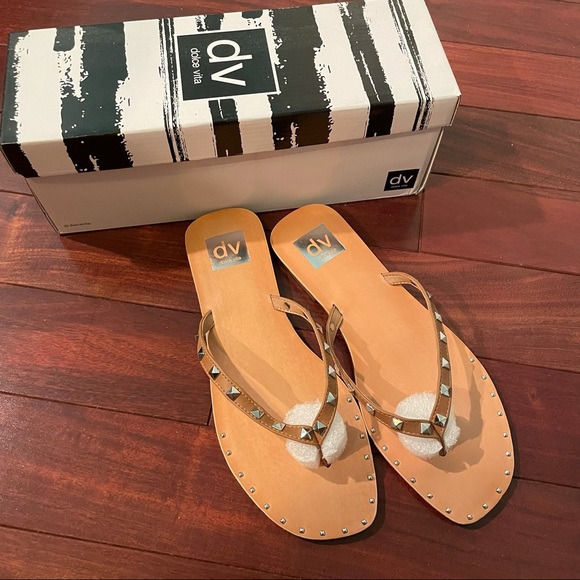 NWT DV by Dolce Vita Jociah Studded Sandals - Picture 2 of 6